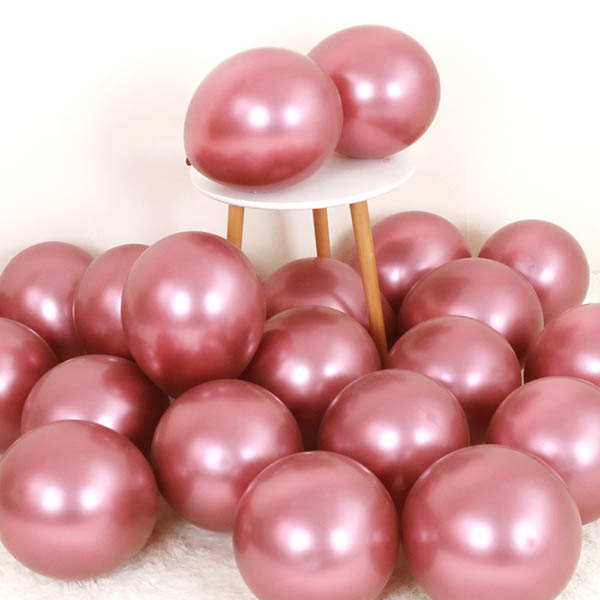 Chrome ballonger.